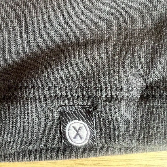 Evolution & Creation Long Sleeve Soft Comfy Casual Lightweight Black Sweatshirt - Picture 6 of 12